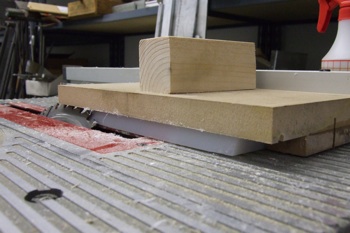 Cutting UHMW with table saw